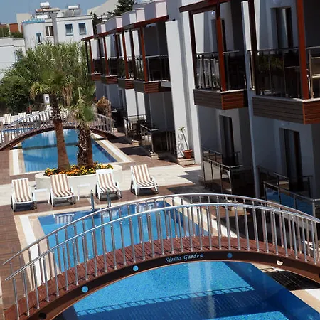 Siesta Garden Apart