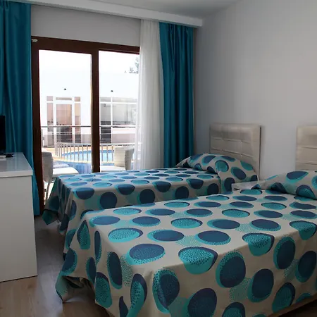 Siesta Garden Aparthotel 3*